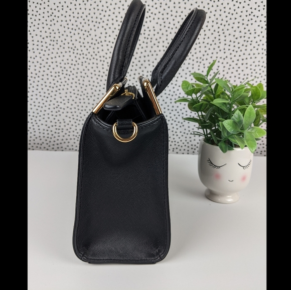 Calvin Klein Saffiano Black Square Tote w/ Detachable Shoulder Strap - Picture 5 of 16